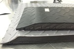 三層封口防靜電抗疲勞地墊應(yīng)用無(wú)塵室車間潔凈管控