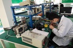 維修臺(tái)為什么要用防靜電臺(tái)墊 ？