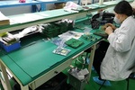 猜猜哪種防靜電材料能讓煙頭灼燒也不怕？